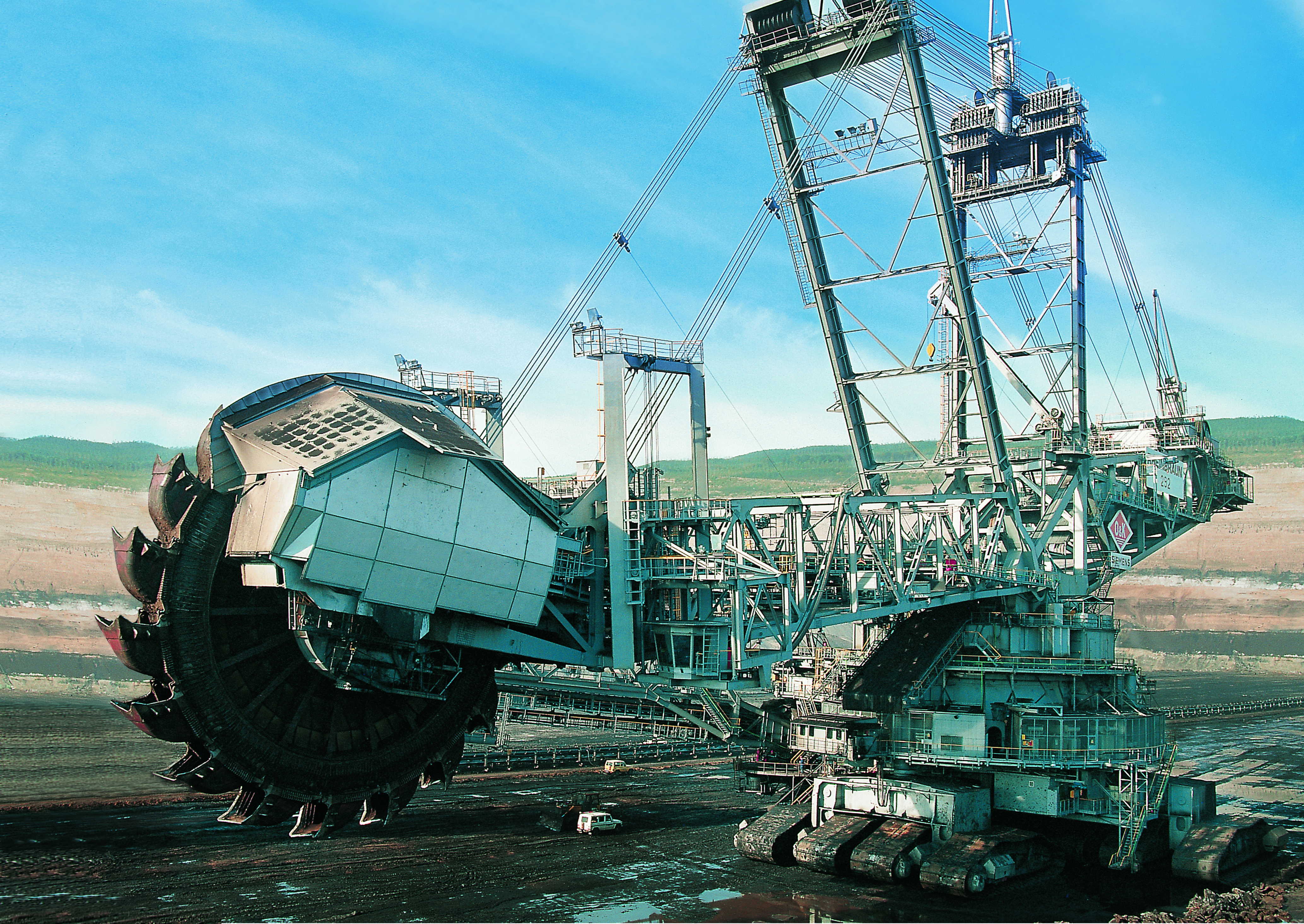 Bucket chain/wheel excavators Bucket chain/wheel excavators