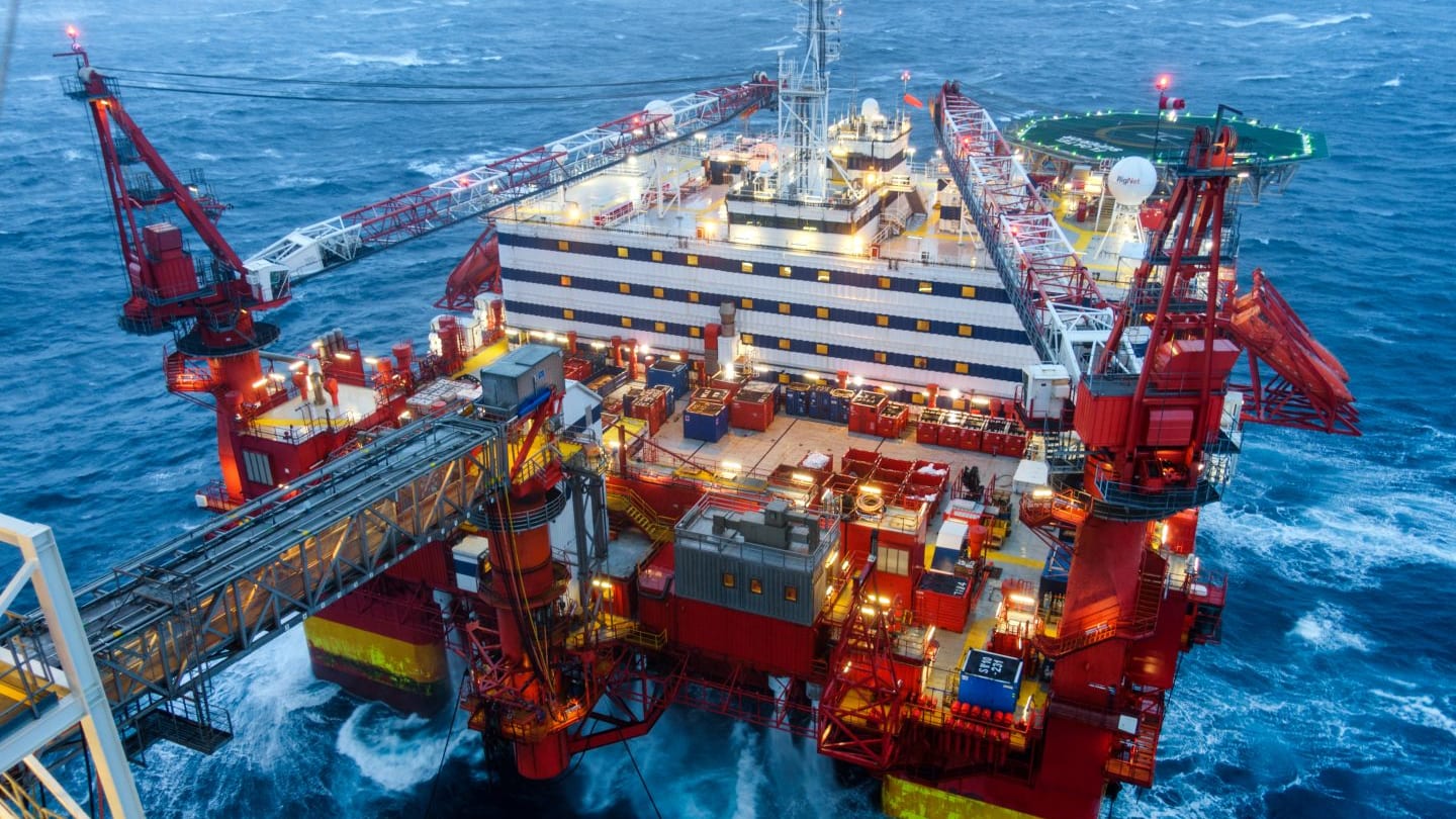 Floatel rigs Floatel rigs