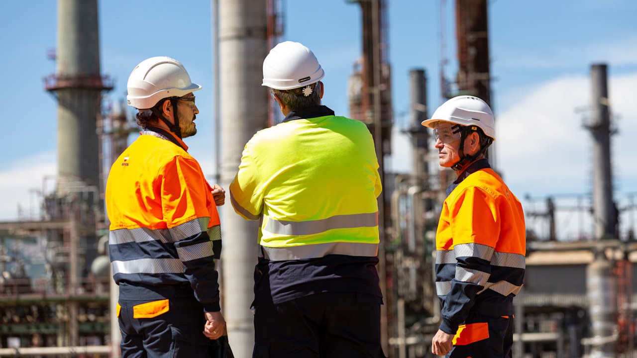 One Innomotics and two repsol employees at Repsol One Innomotics and two repsol employees at Repsol